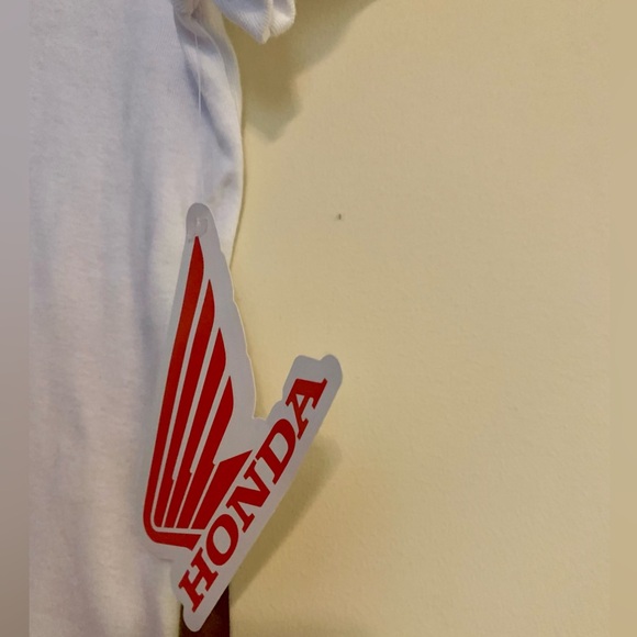 NWT HONDA Motorcycles Official Licensed Product Women’s White T-Shirt Size : XL - Picture 6 of 6